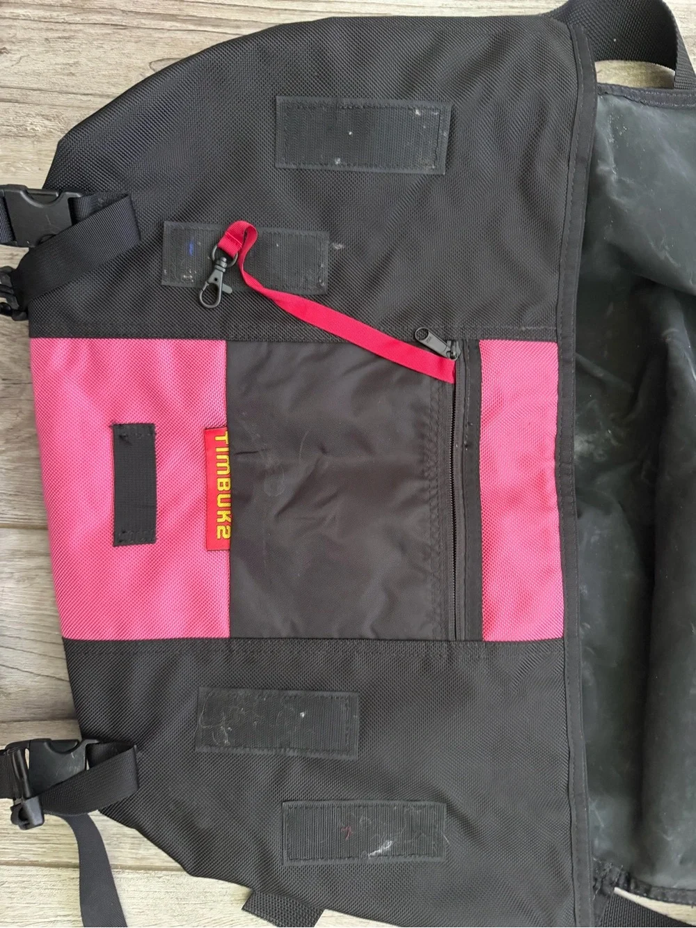 Timbuk2 Black and Pink Messenger Laptop Bag